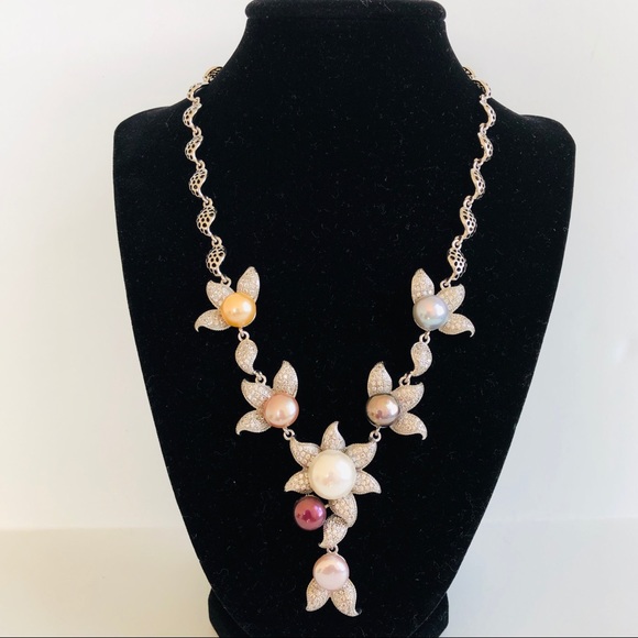 Freshwater pearl necklace